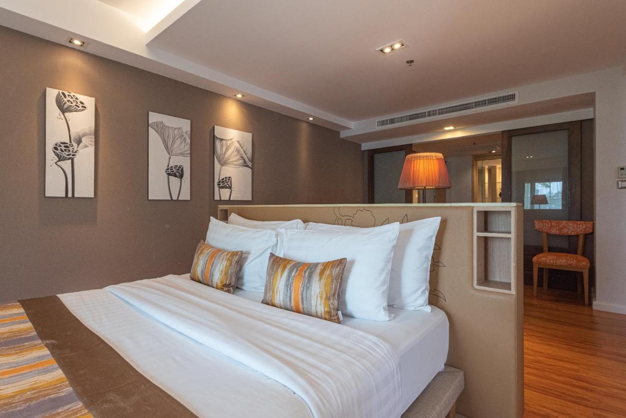 Summit Windmill Golf Suite Hotel At Suvarnabhumi Μπανγκόκ Εξωτερικό φωτογραφία A bedroom at the hotel