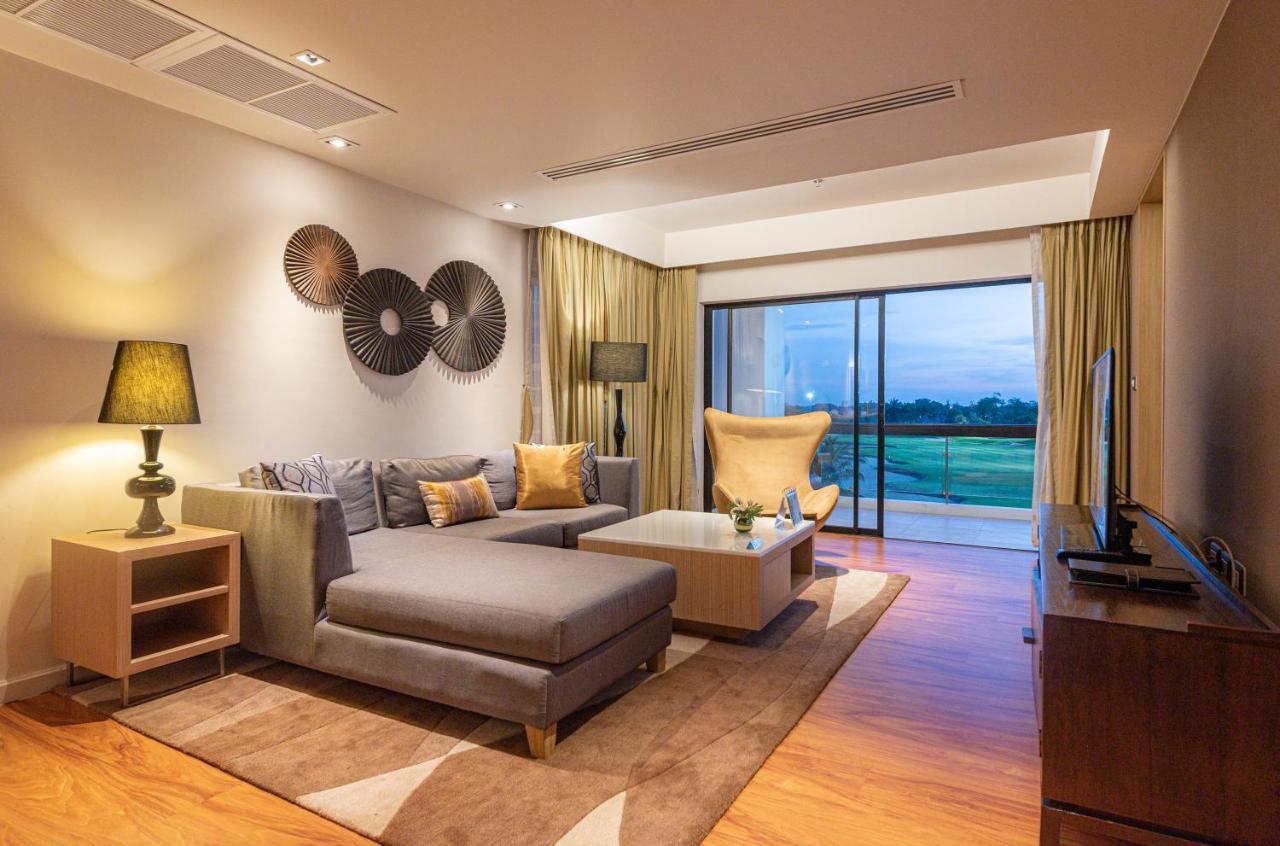 Summit Windmill Golf Suite Hotel At Suvarnabhumi Μπανγκόκ Εξωτερικό φωτογραφία Living room