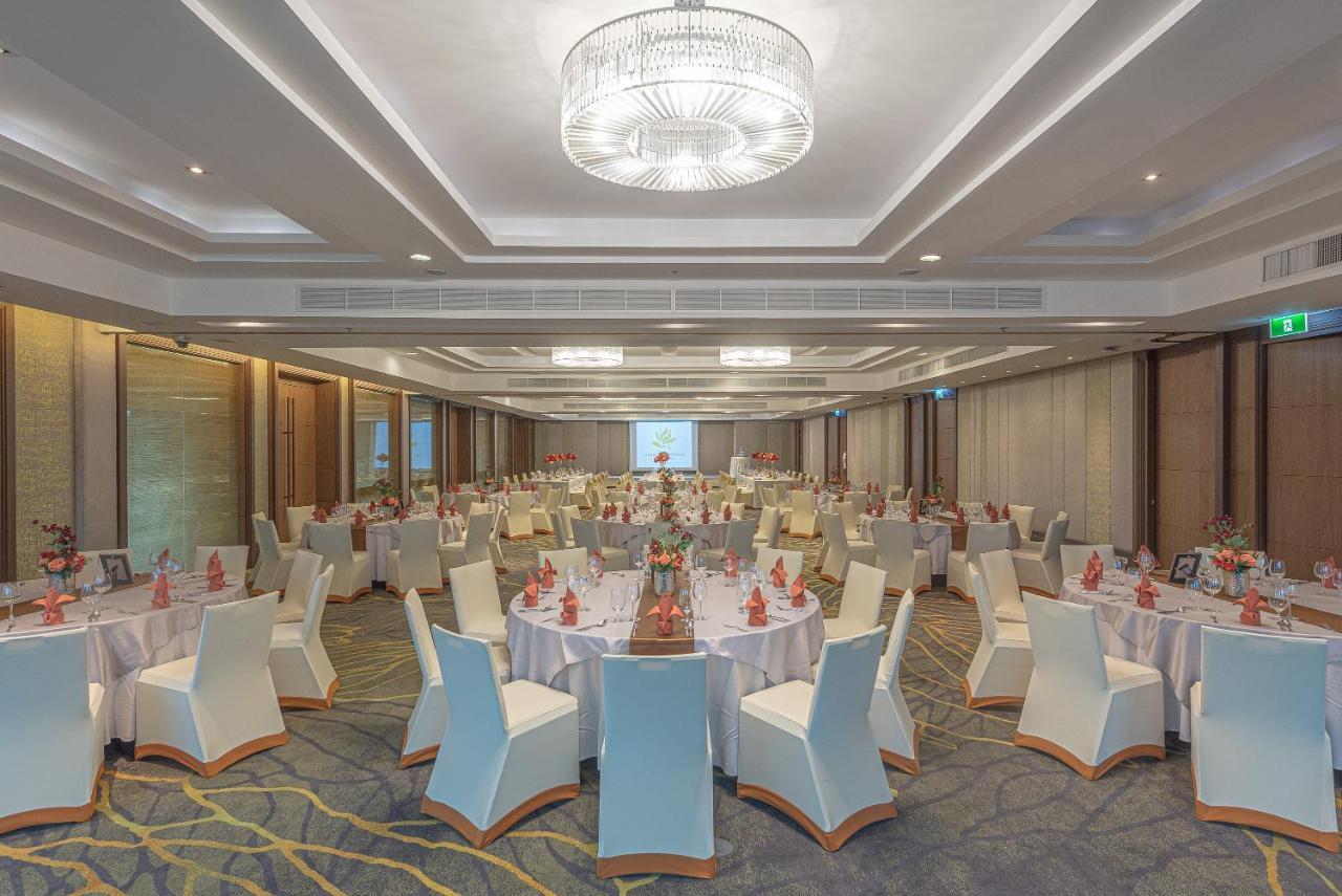 Summit Windmill Golf Suite Hotel At Suvarnabhumi Μπανγκόκ Εξωτερικό φωτογραφία The Grand Ballroom
