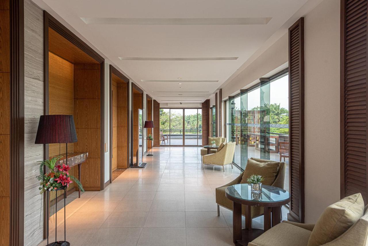 Summit Windmill Golf Suite Hotel At Suvarnabhumi Μπανγκόκ Εξωτερικό φωτογραφία The interior of the hotel