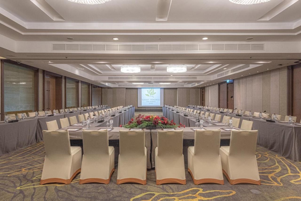 Summit Windmill Golf Suite Hotel At Suvarnabhumi Μπανγκόκ Εξωτερικό φωτογραφία The Royal Paragon Hall